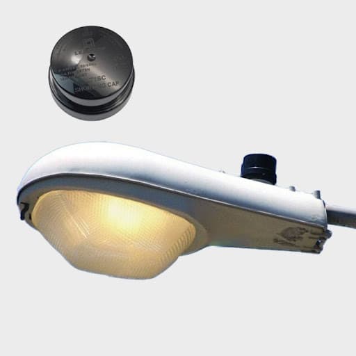 some cities use a shorting cap instead of a photocell